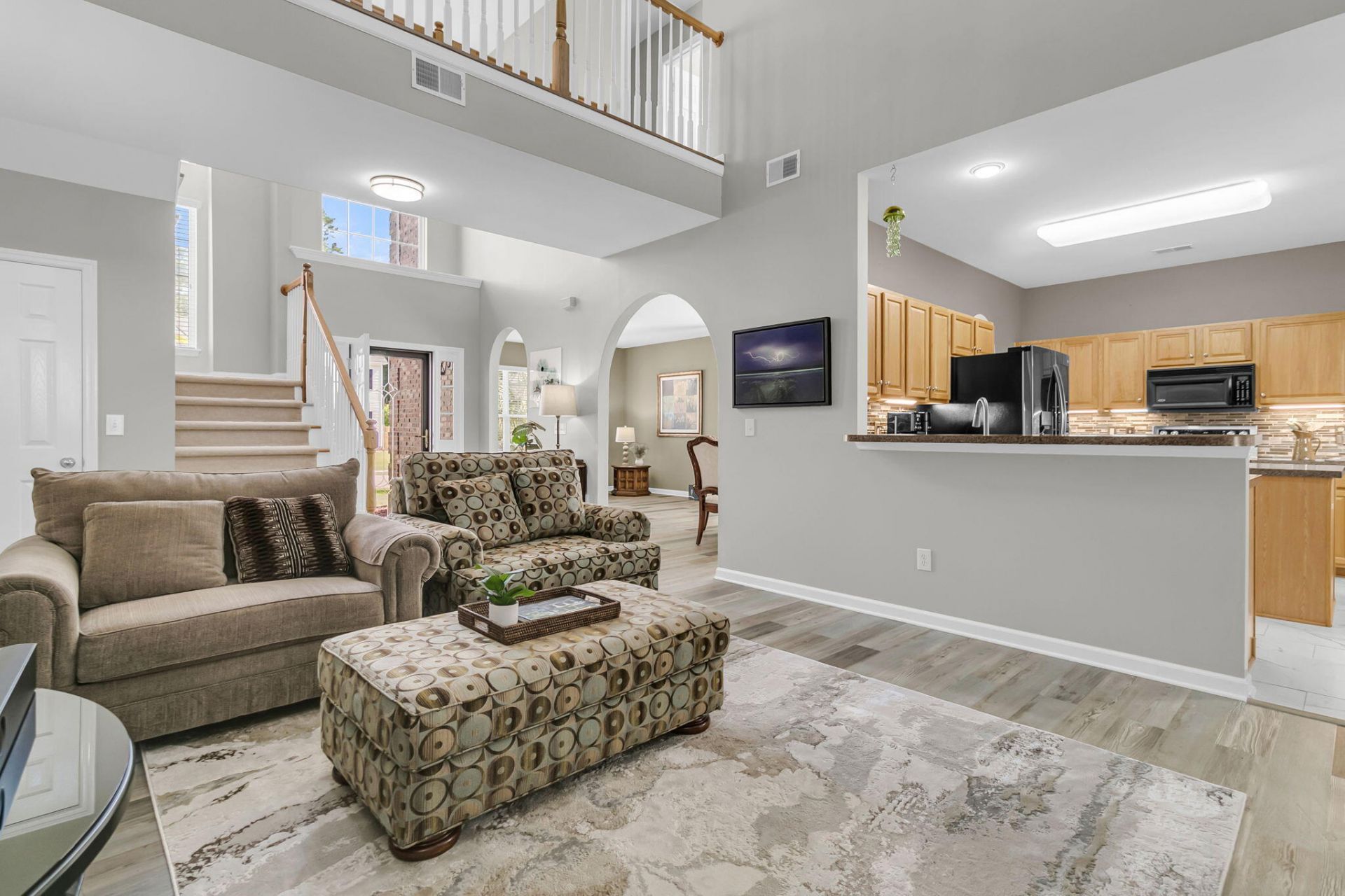 153 Oakbluff Road Photo 10