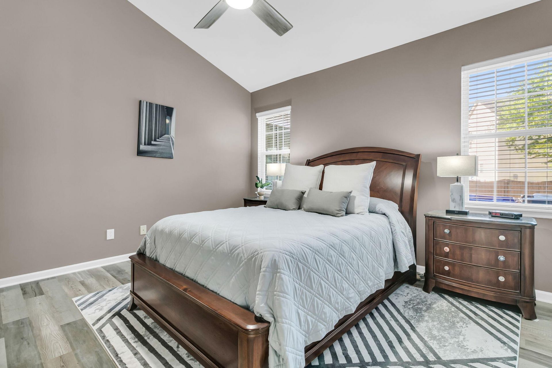 153 Oakbluff Road Photo 19