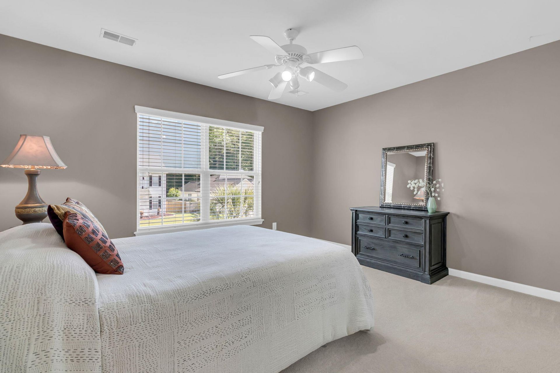 153 Oakbluff Road Photo 27
