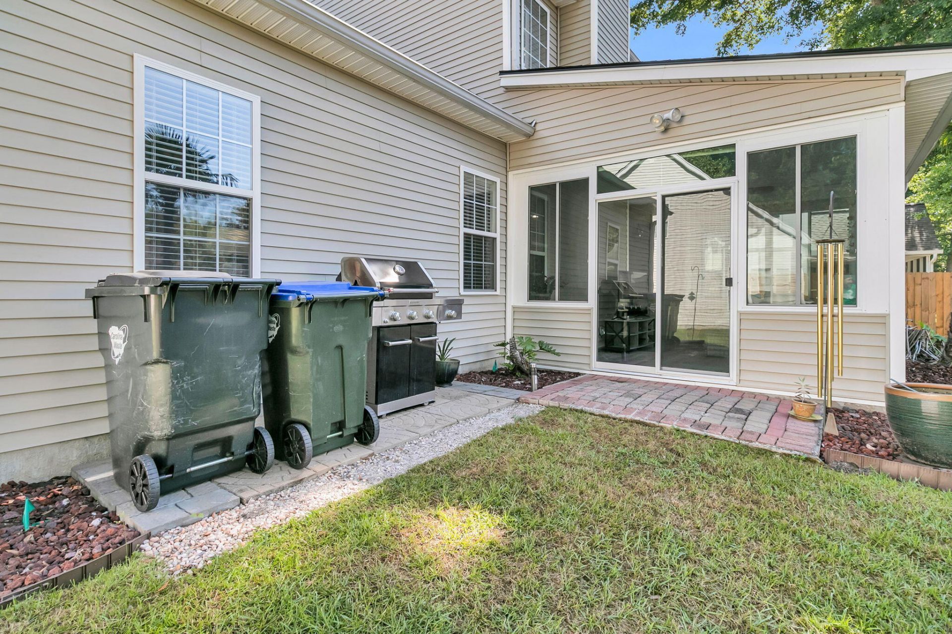 153 Oakbluff Road Photo 31
