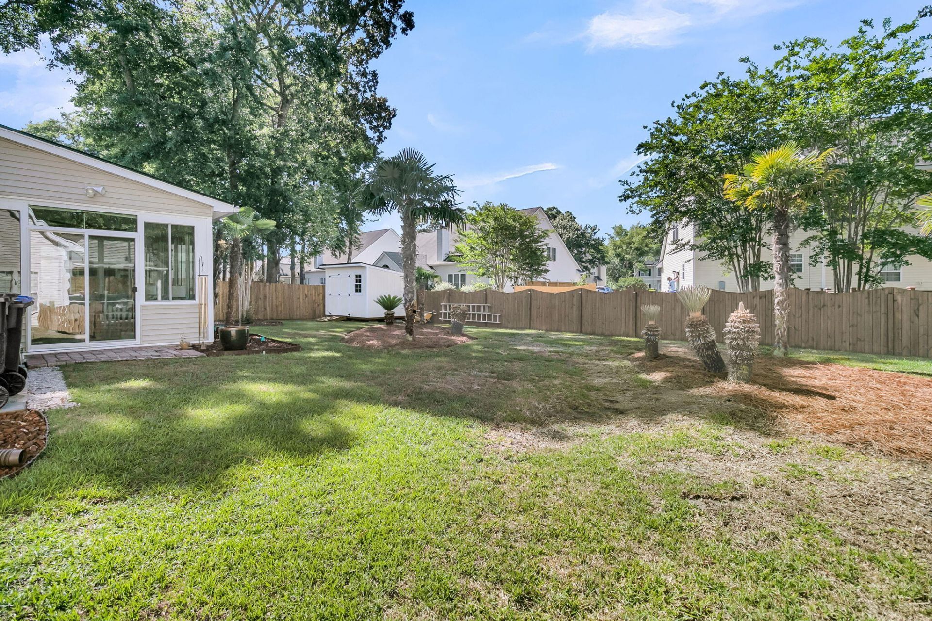 153 Oakbluff Road Photo 33