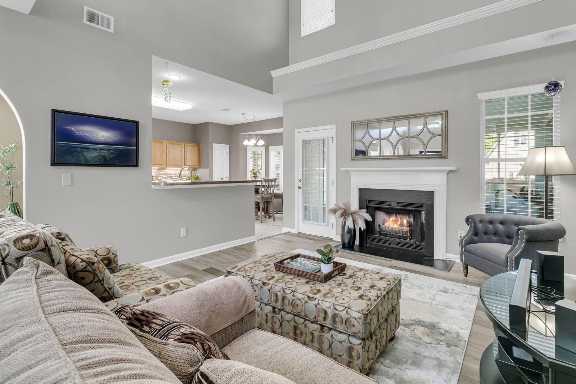 153 Oakbluff Road Photo 9