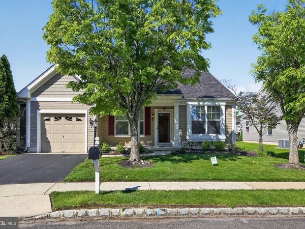 8 IMPATIENS COURT , MARLTON, NJ 08053