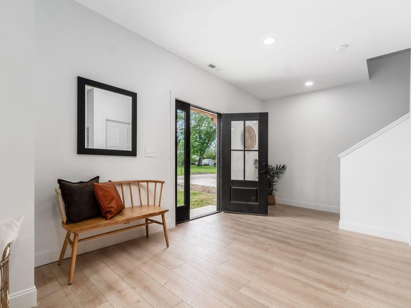 93 Seymour Avenue, Buckeye Lake, OH 43008 Photo 6