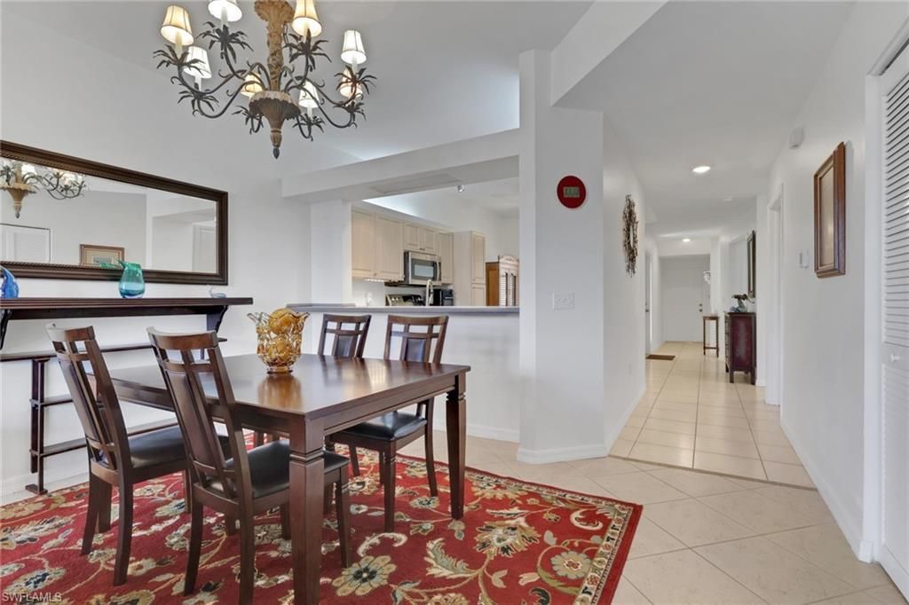 320 Robin Hood Cir, Unit 101, Naples, FL 34104 Photo
