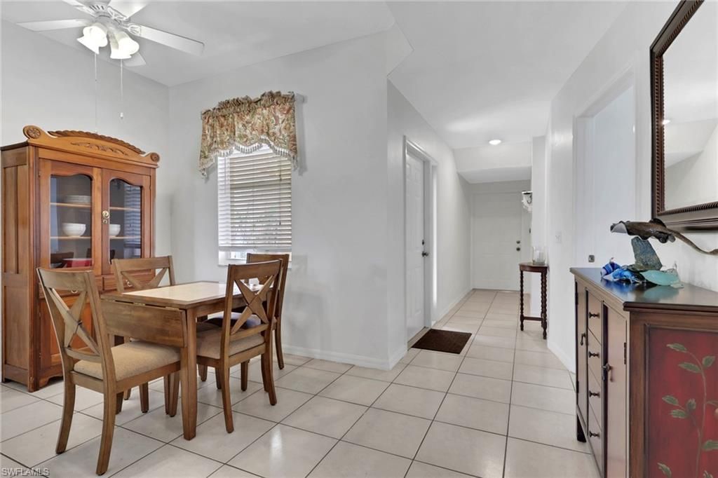 320 Robin Hood Cir, Unit 101, Naples, FL 34104 Photo