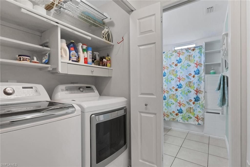 320 Robin Hood Cir, Unit 101, Naples, FL 34104 Photo