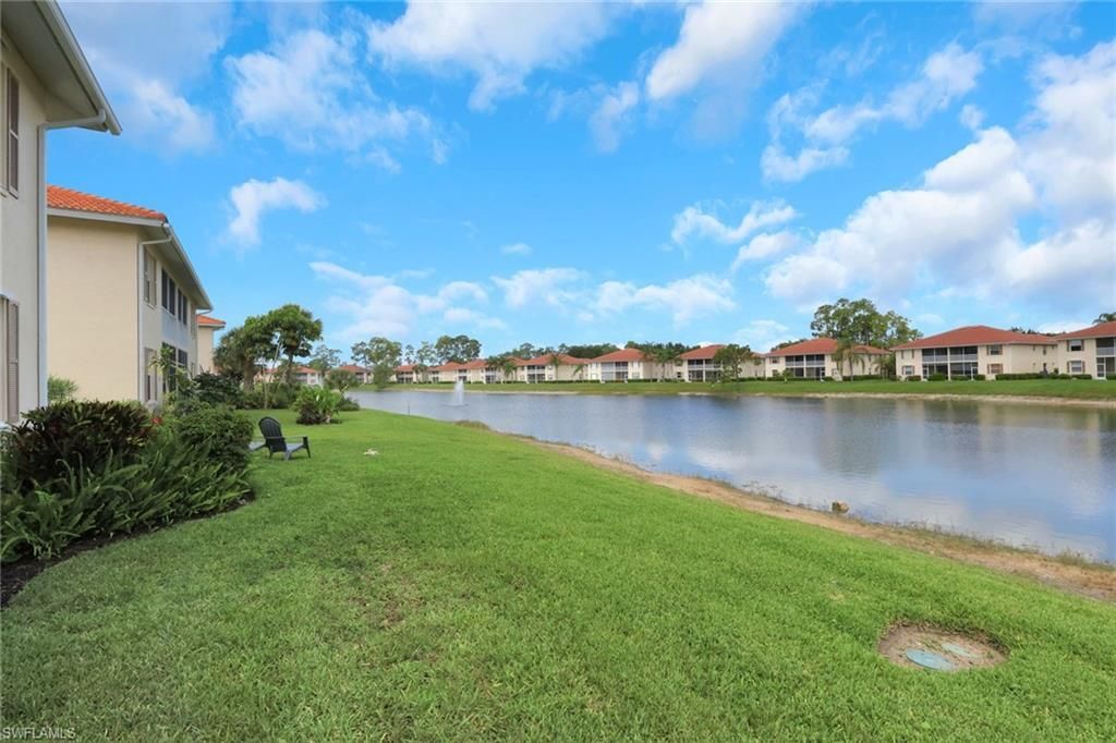 320 Robin Hood Cir, Unit 101, Naples, FL 34104 Photo