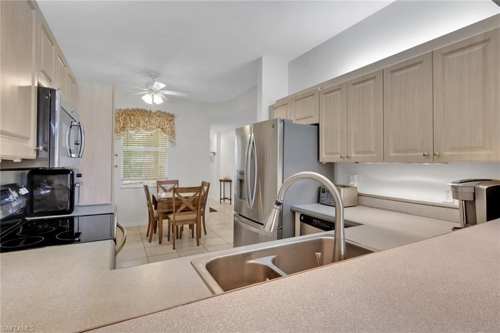 320 Robin Hood Cir, Unit 101, Naples, FL 34104 Photo