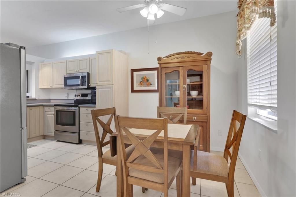 320 Robin Hood Cir, Unit 101, Naples, FL 34104 Photo
