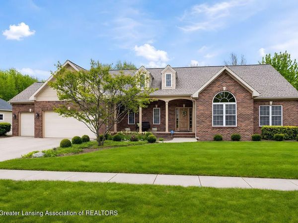 880 Sanctuary, Mason, MI 48854