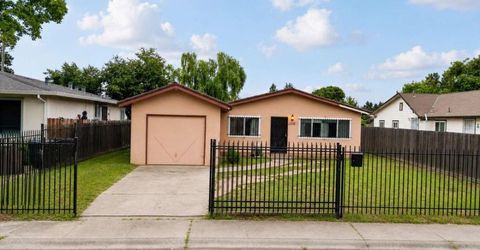 3214 35th Ave, Sacramento, CA 95824 Photo