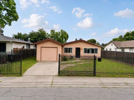 3214 35th Ave, Sacramento, CA 95824 Photo