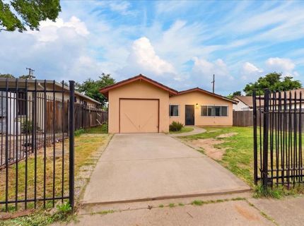 3214 35th Ave, Sacramento, CA 95824 Photo