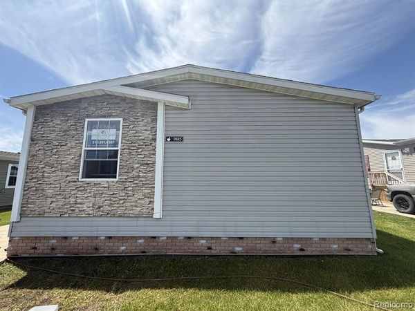 9885 Bellcrest Boulevard, Fenton, MI 48430