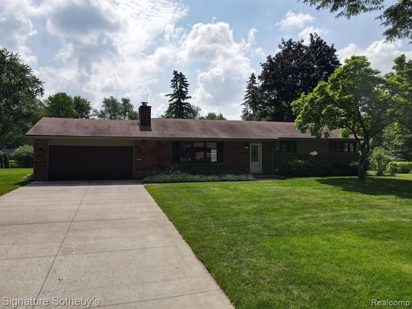 3672 MIDDLEBURY Lane , Bloomfield Twp, MI 48301