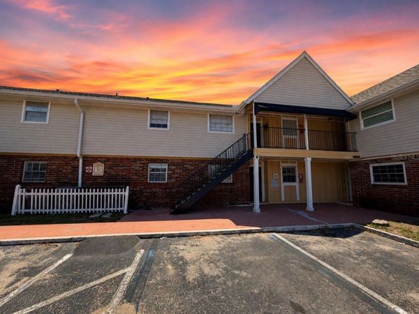 200 COUNTRY CLUB DRIVE , Unit 1505, LARGO, FL 33771