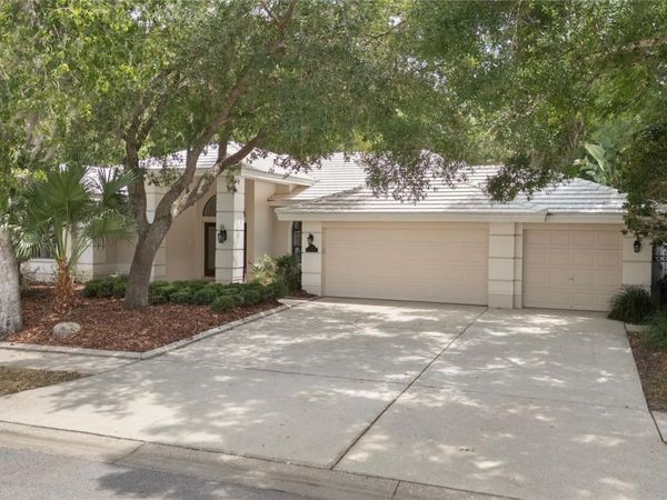 50 KELLEYS TRAIL , OLDSMAR, FL 34677
