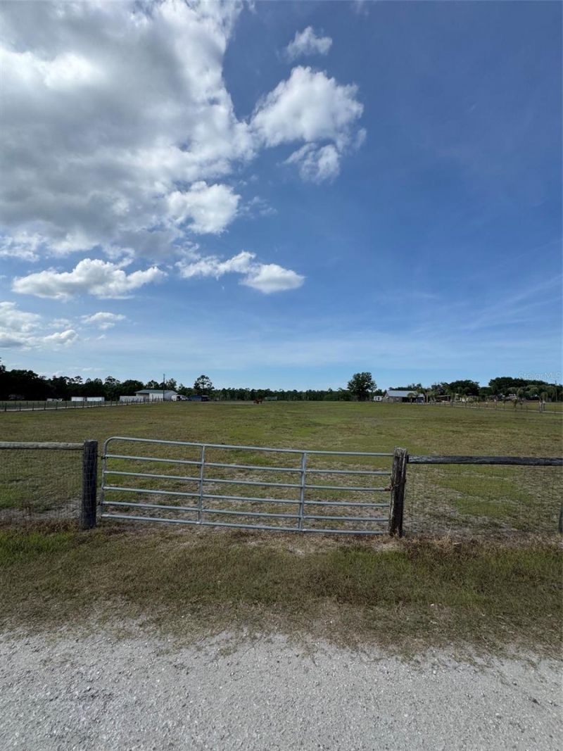 807 Campbell Lane, De Leon Springs, FL 32130 Photo