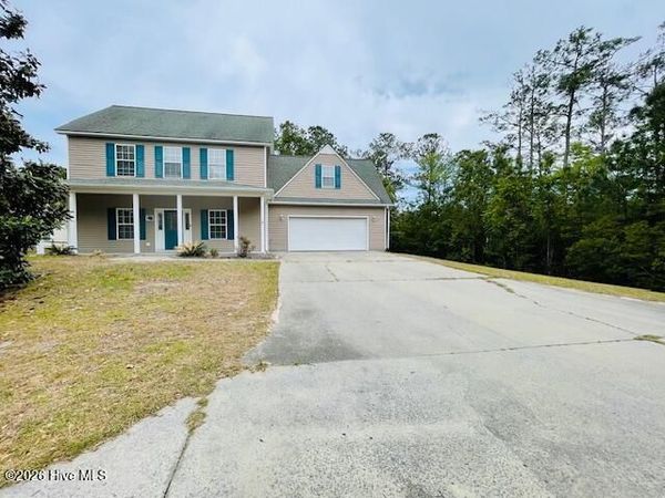 144 Secretariat Drive , Havelock, NC 28532
