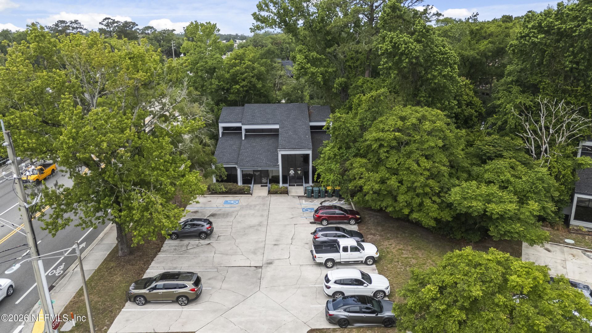 8850 Goodbys Executive Drive, Jacksonville, FL 32217 Photo