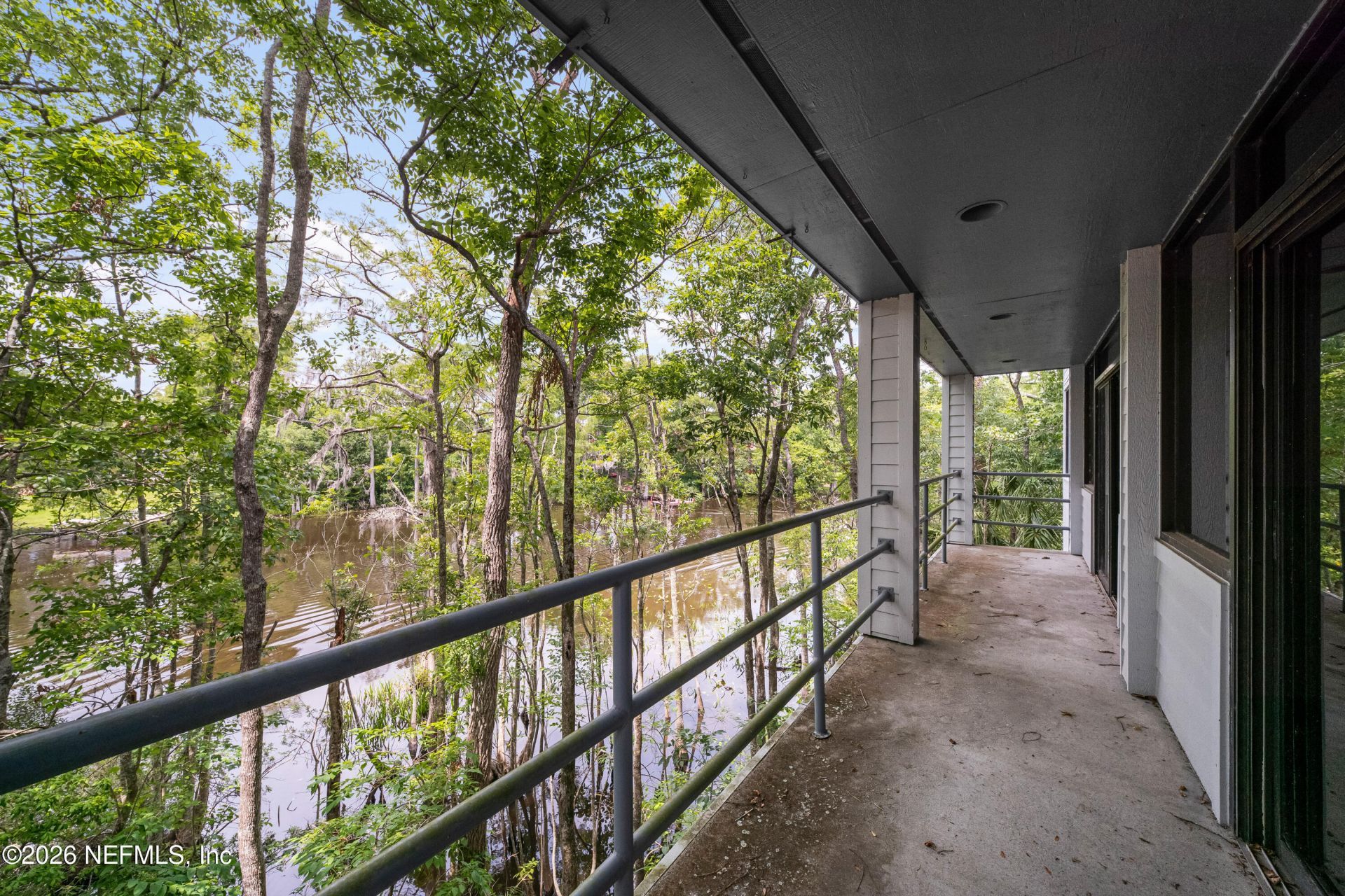 8850 Goodbys Executive Drive, Jacksonville, FL 32217 Photo