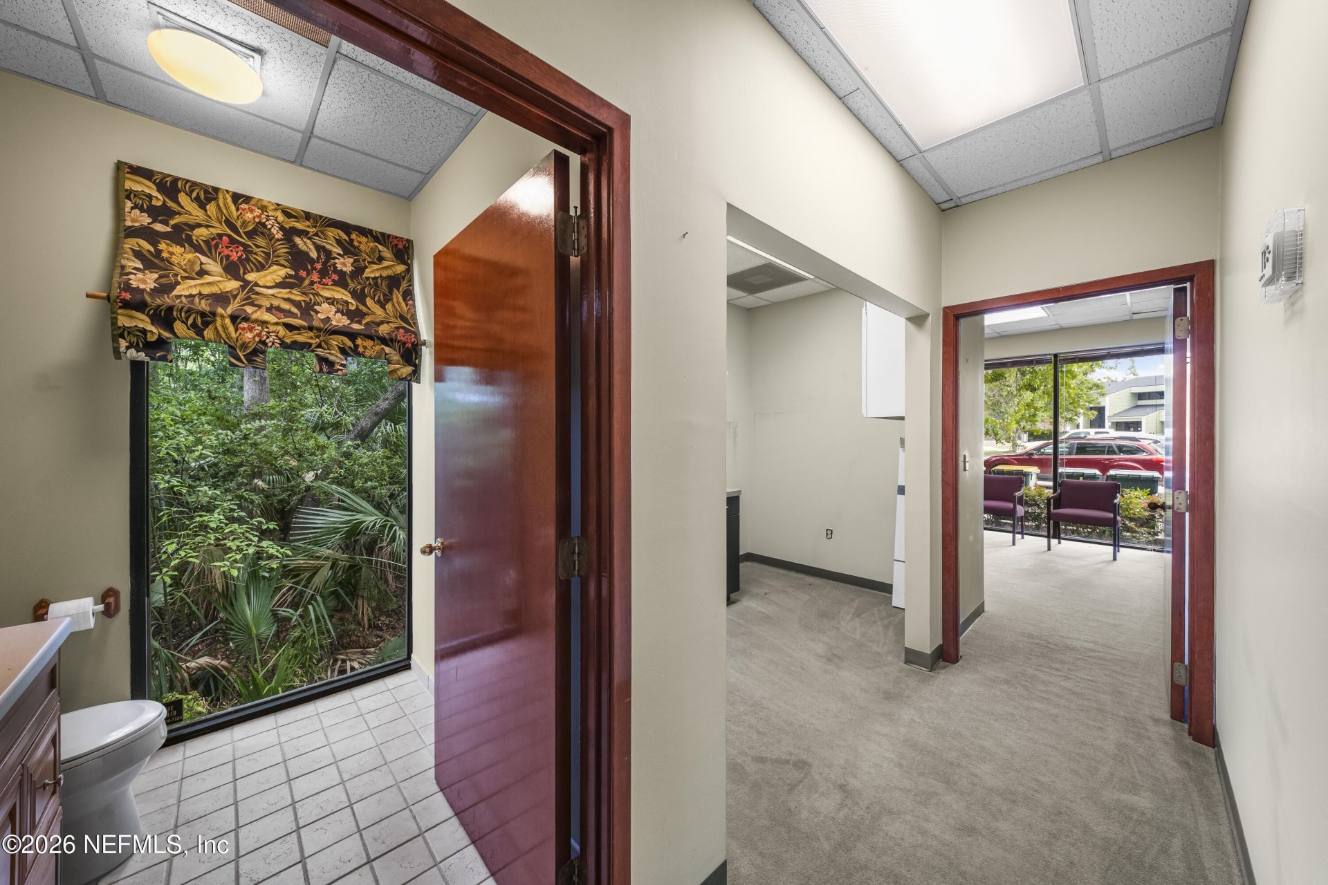 8850 Goodbys Executive Drive, Jacksonville, FL 32217 Photo