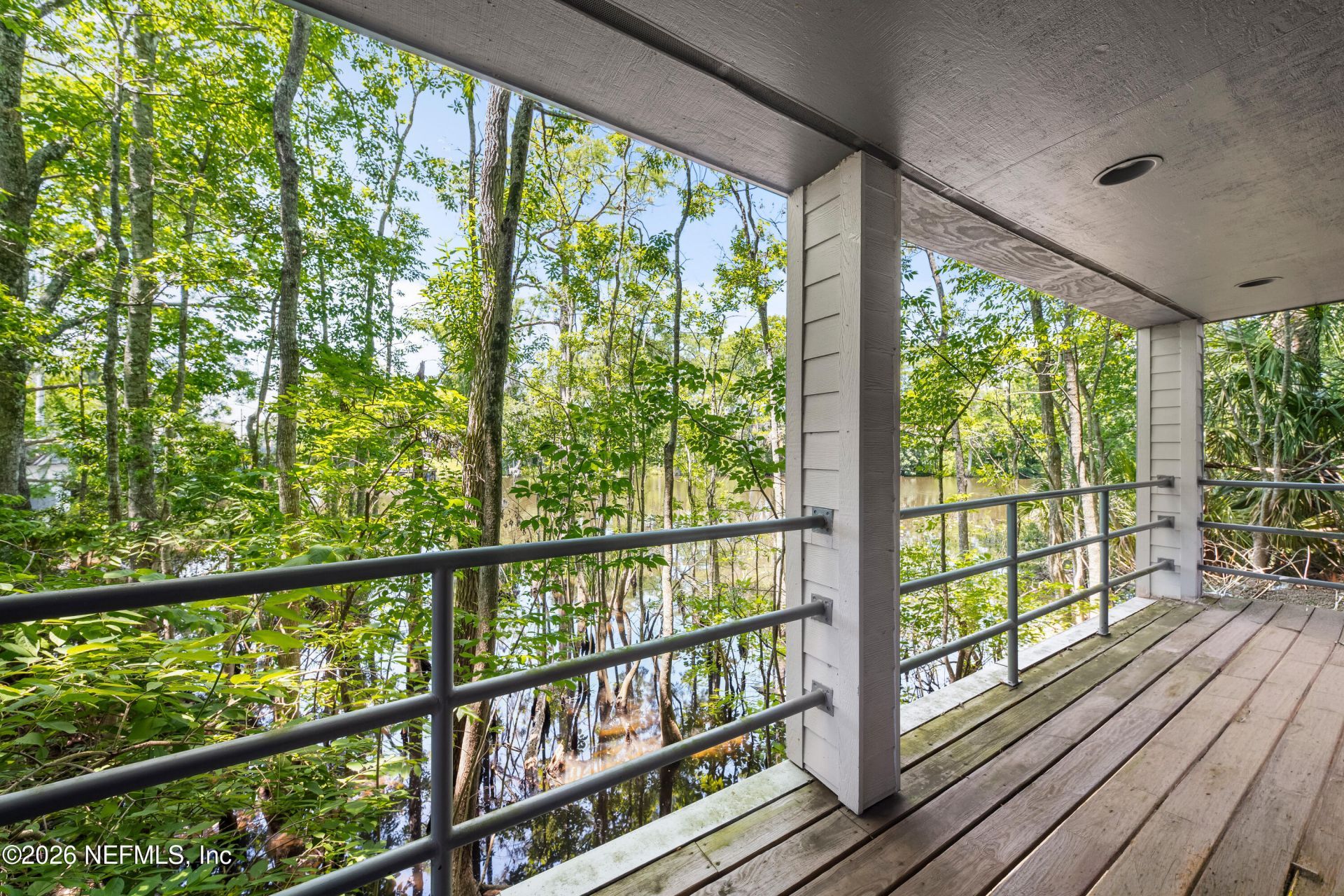 8850 Goodbys Executive Drive, Jacksonville, FL 32217 Photo
