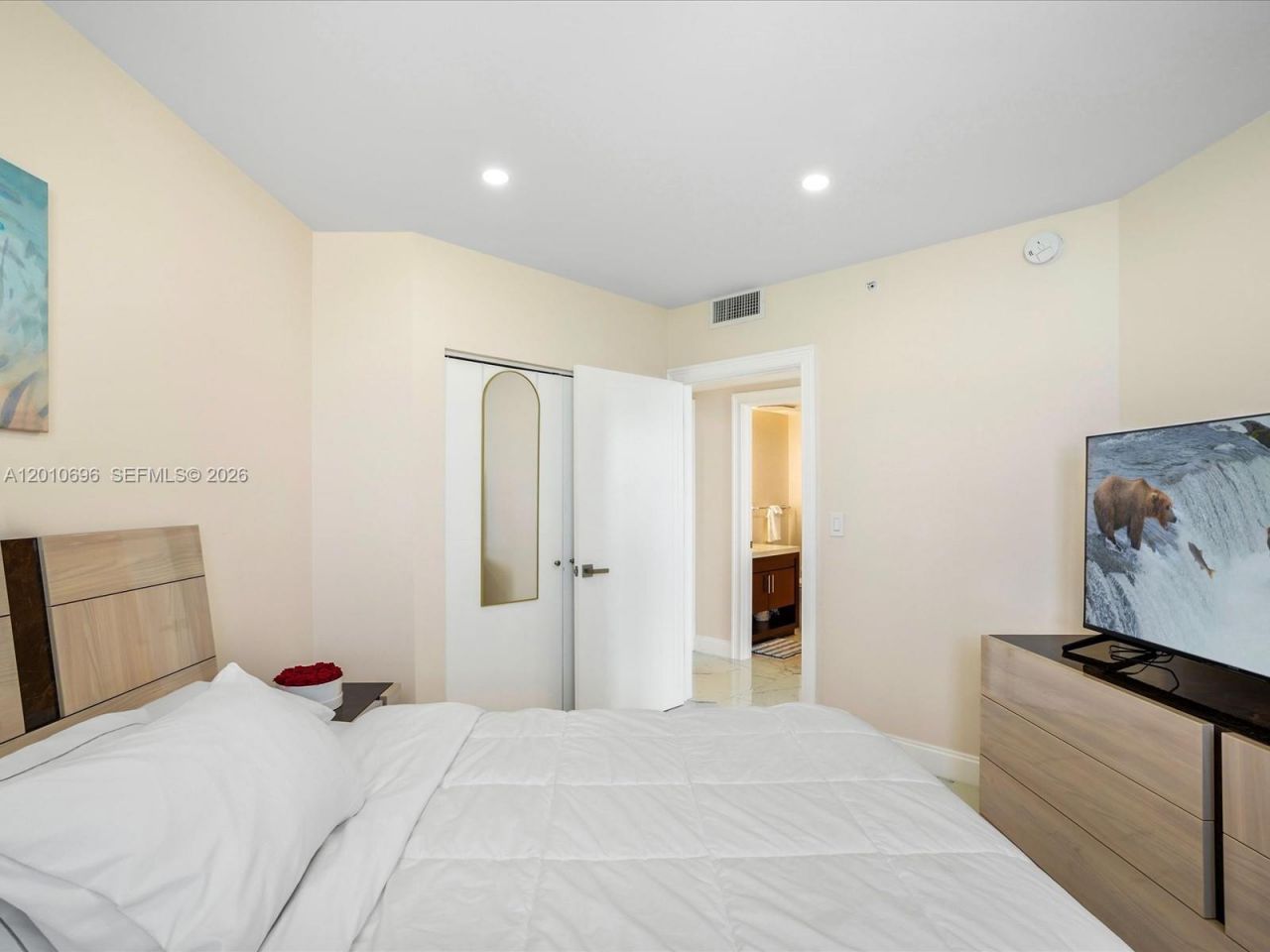 17375 Collins Ave , Unit 1508, Sunny Isles Beach, FL 33160 Photo