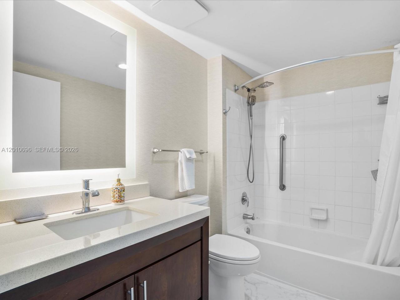 17375 Collins Ave , Unit 1508, Sunny Isles Beach, FL 33160 Photo