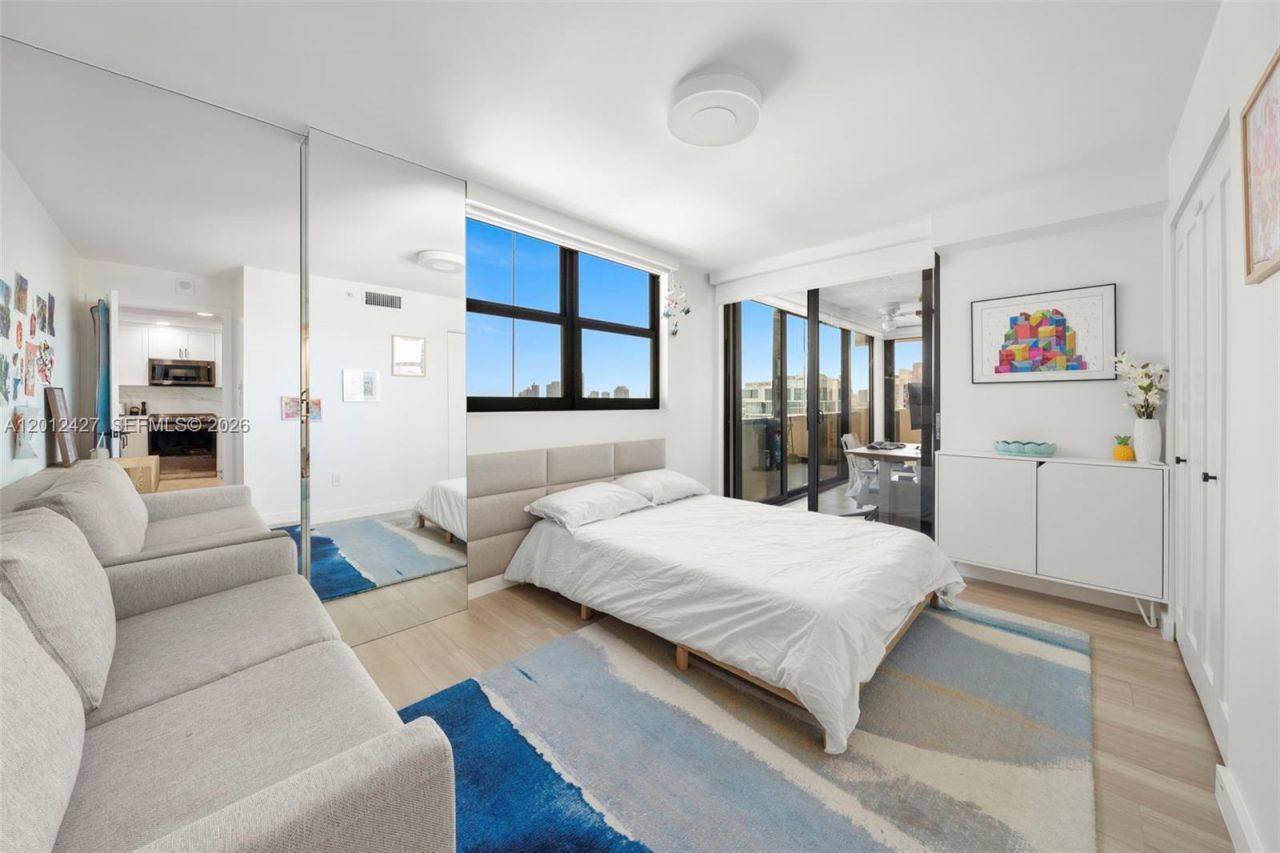 1621 Collins Ave , Unit PH1002, Miami Beach, FL 33139 Photo