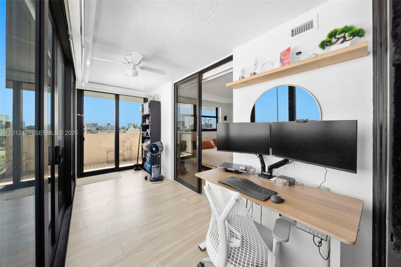 1621 Collins Ave , Unit PH1002, Miami Beach, FL 33139 Photo