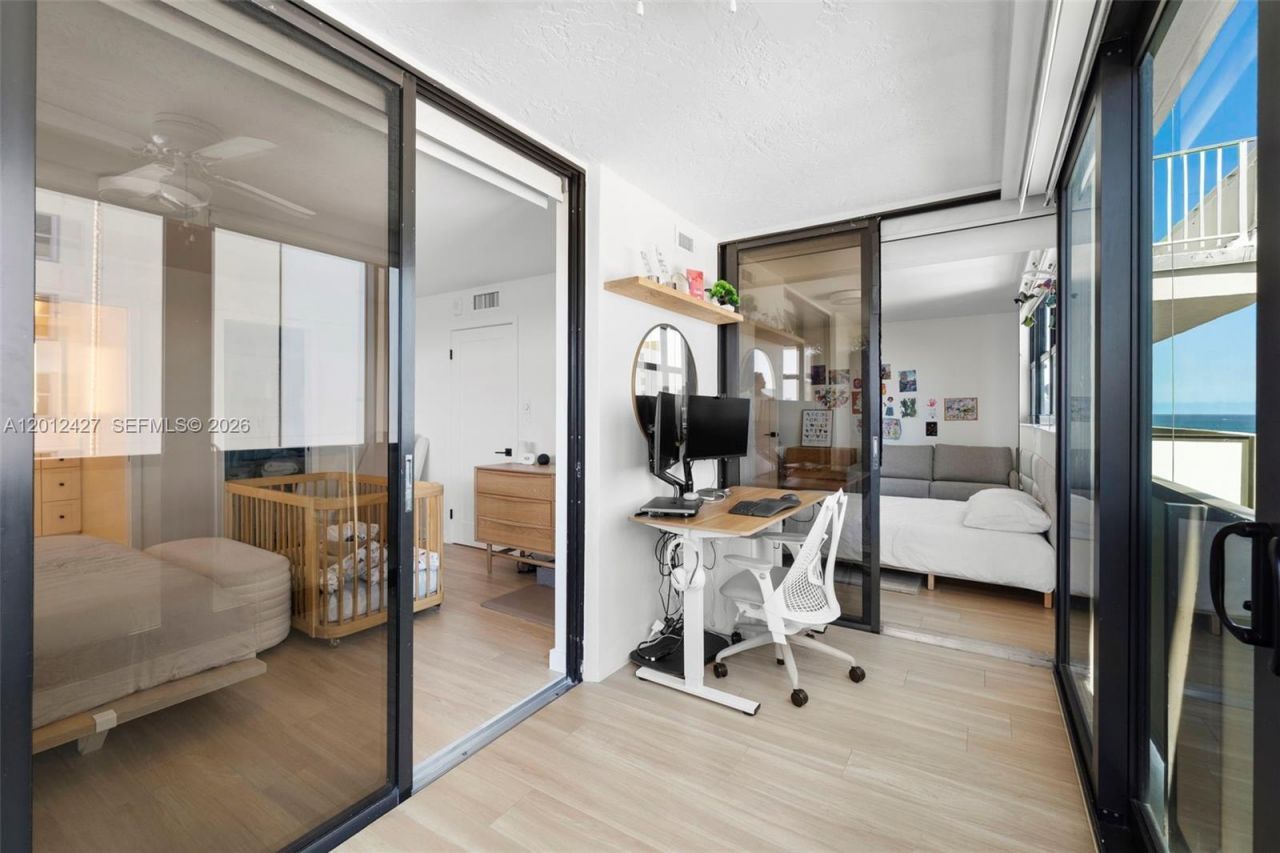 1621 Collins Ave , Unit PH1002, Miami Beach, FL 33139 Photo