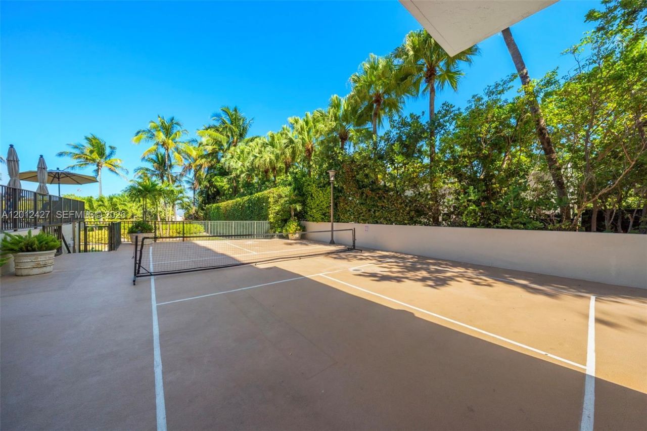 1621 Collins Ave , Unit PH1002, Miami Beach, FL 33139 Photo