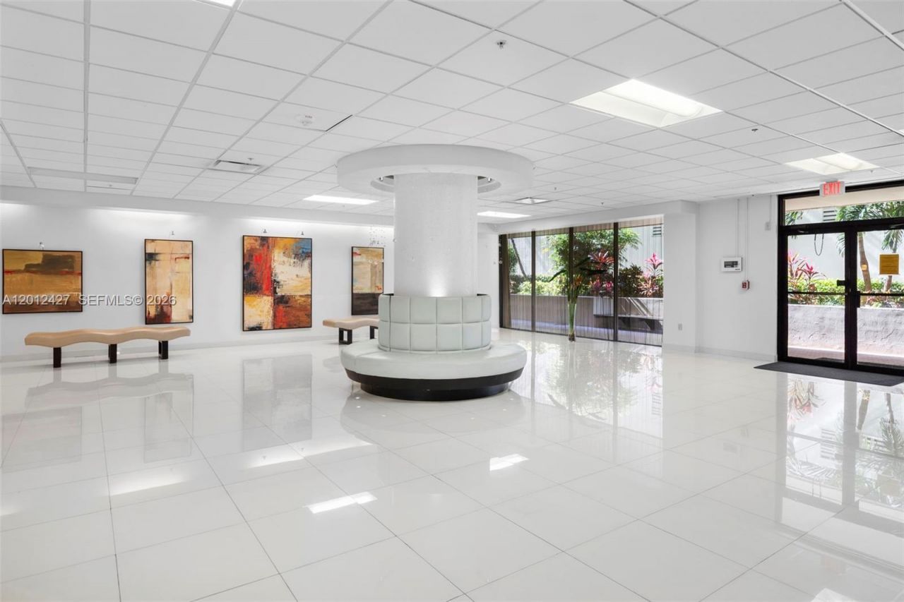 1621 Collins Ave , Unit PH1002, Miami Beach, FL 33139 Photo