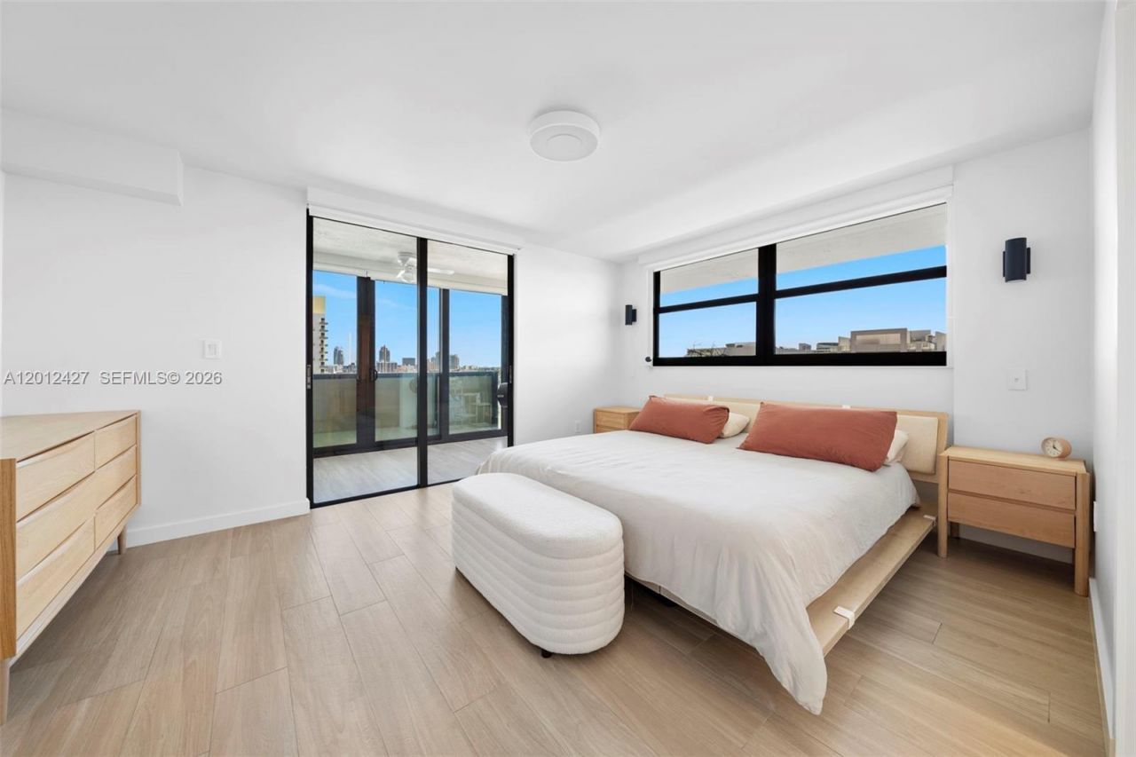 1621 Collins Ave , Unit PH1002, Miami Beach, FL 33139 Photo