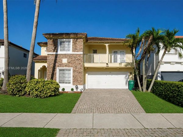 1751 SW 154th Path , Miami, FL 33185