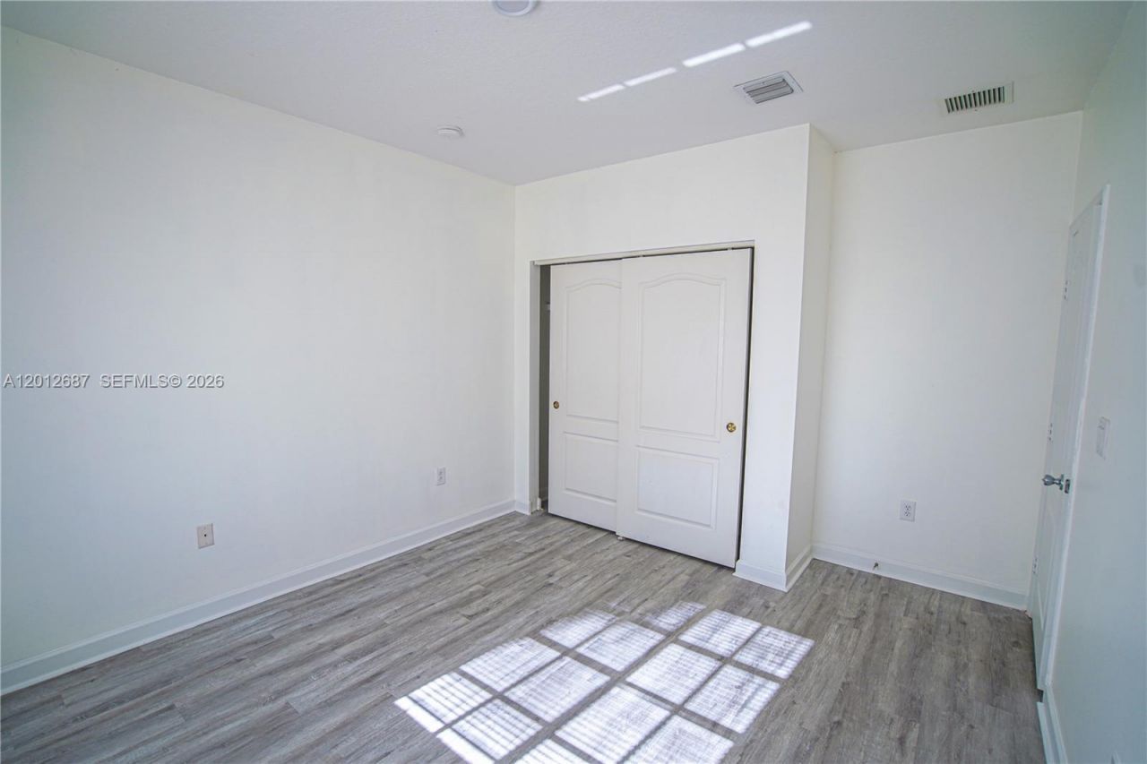 1751 SW 154th Path , Miami, FL 33185 Photo