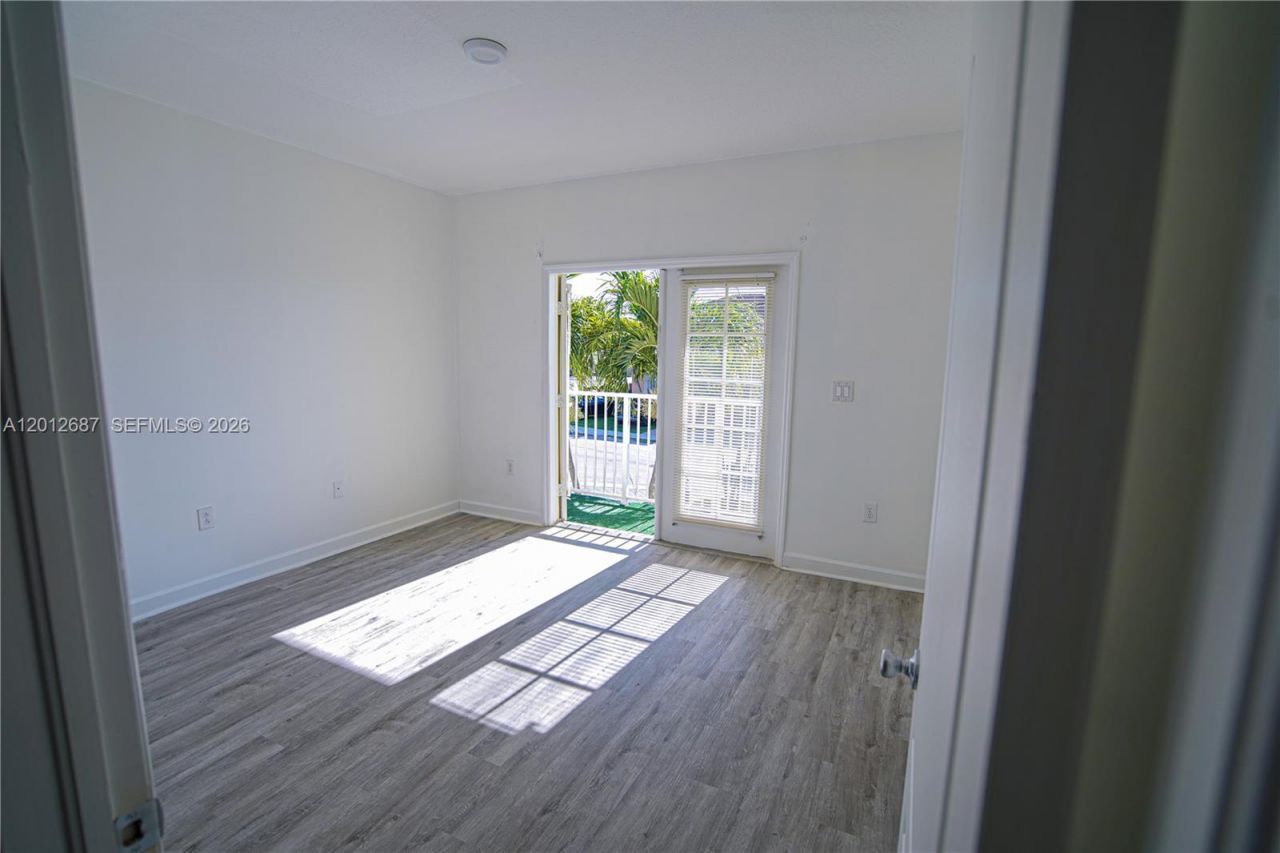 1751 SW 154th Path , Miami, FL 33185 Photo