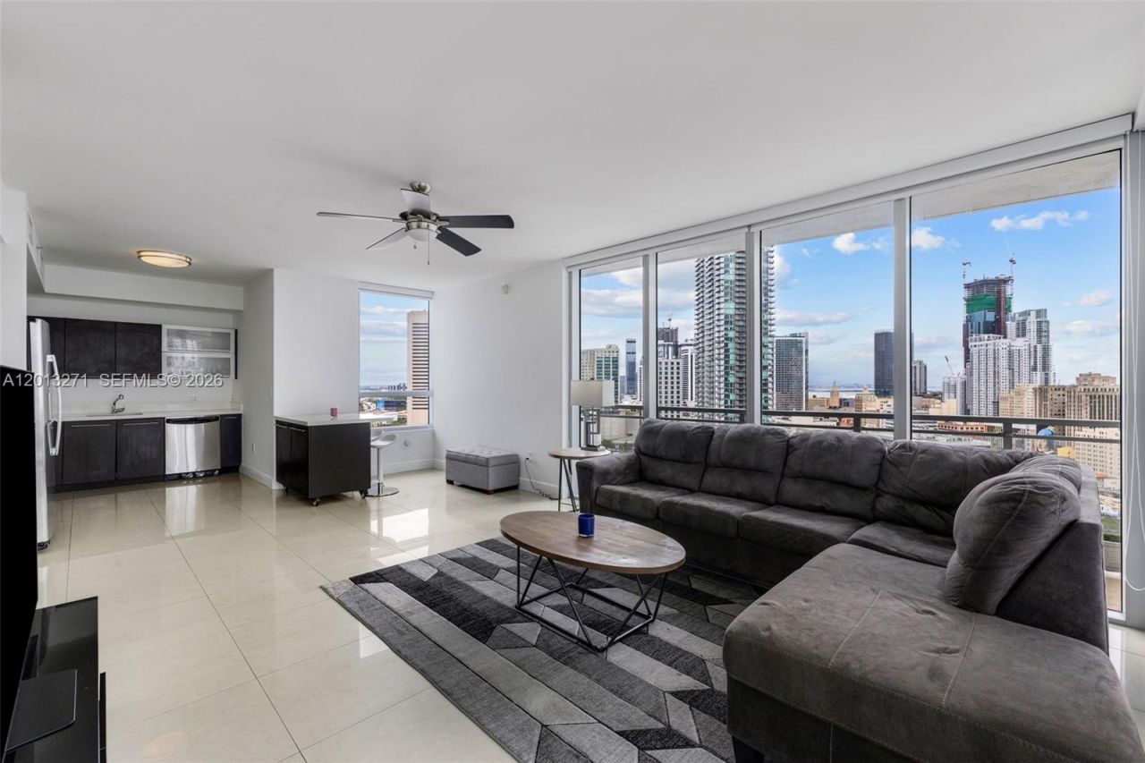 90 SW 3rd St , Unit 2504, Miami, FL 33130 Photo