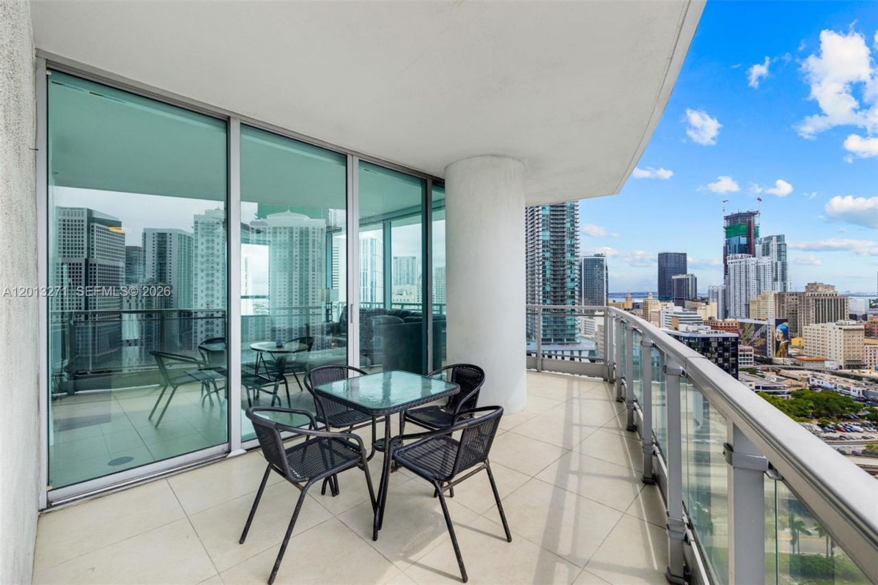90 SW 3rd St , Unit 2504, Miami, FL 33130 Photo