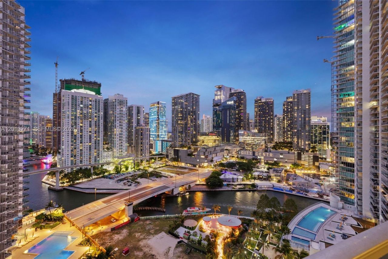 90 SW 3rd St , Unit 2504, Miami, FL 33130 Photo