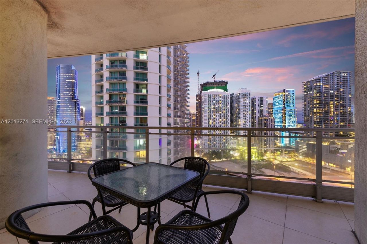 90 SW 3rd St , Unit 2504, Miami, FL 33130 Photo