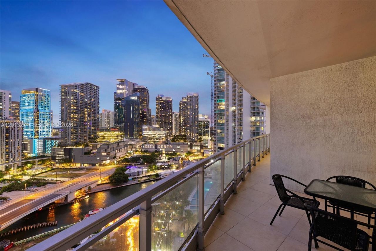90 SW 3rd St , Unit 2504, Miami, FL 33130 Photo