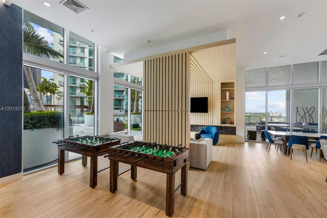 90 SW 3rd St , Unit 2504, Miami, FL 33130 Photo