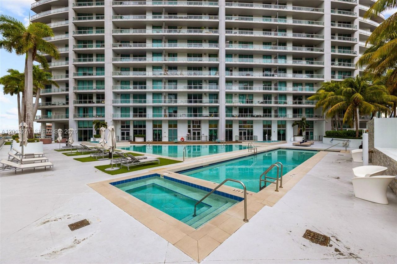 90 SW 3rd St , Unit 2504, Miami, FL 33130 Photo