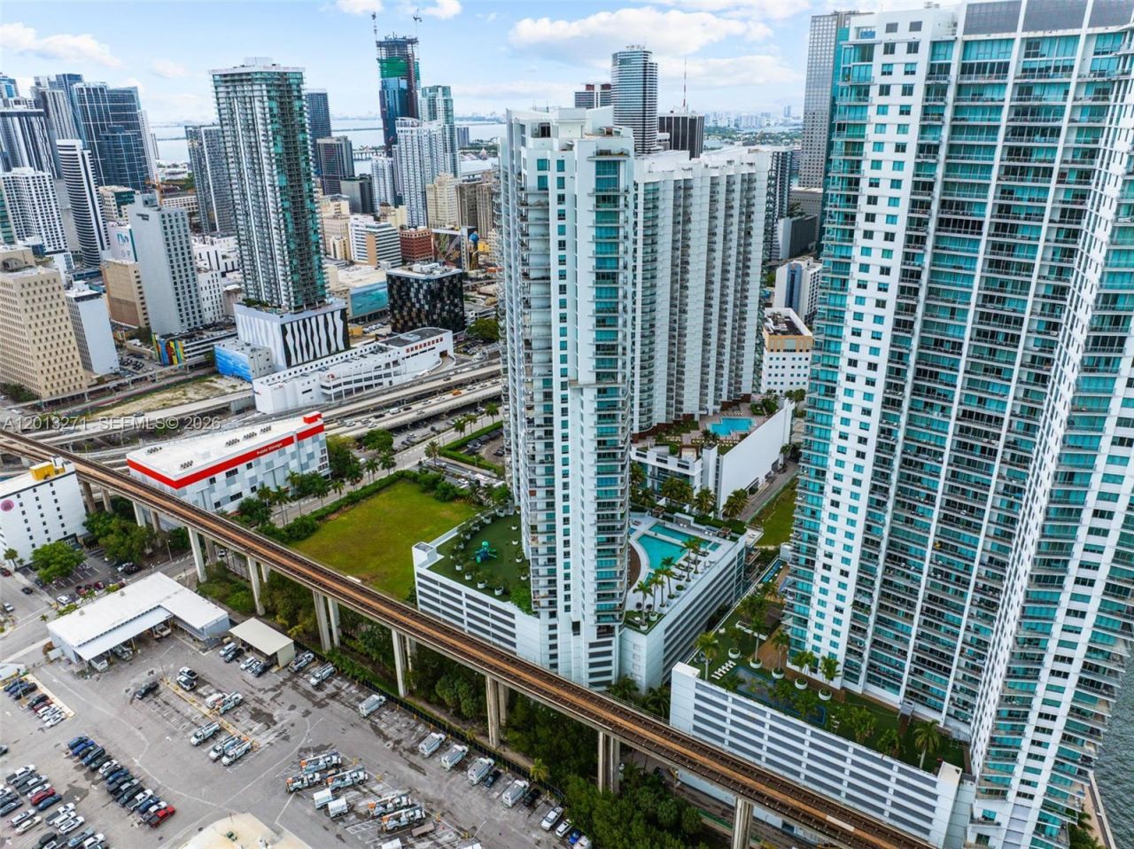 90 SW 3rd St , Unit 2504, Miami, FL 33130 Photo