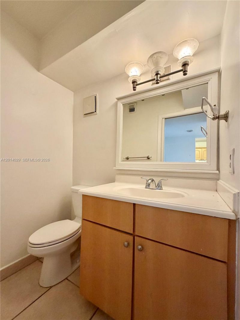 10875 SW 112th Ave , Unit 115, Miami, FL 33176 Photo