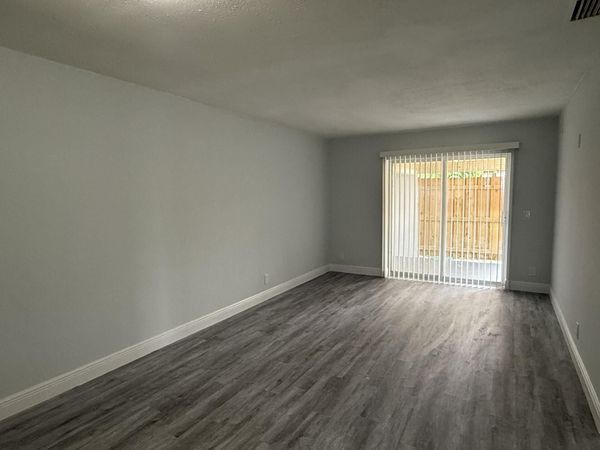 3525 Avenue J, West Palm Beach, FL 33404