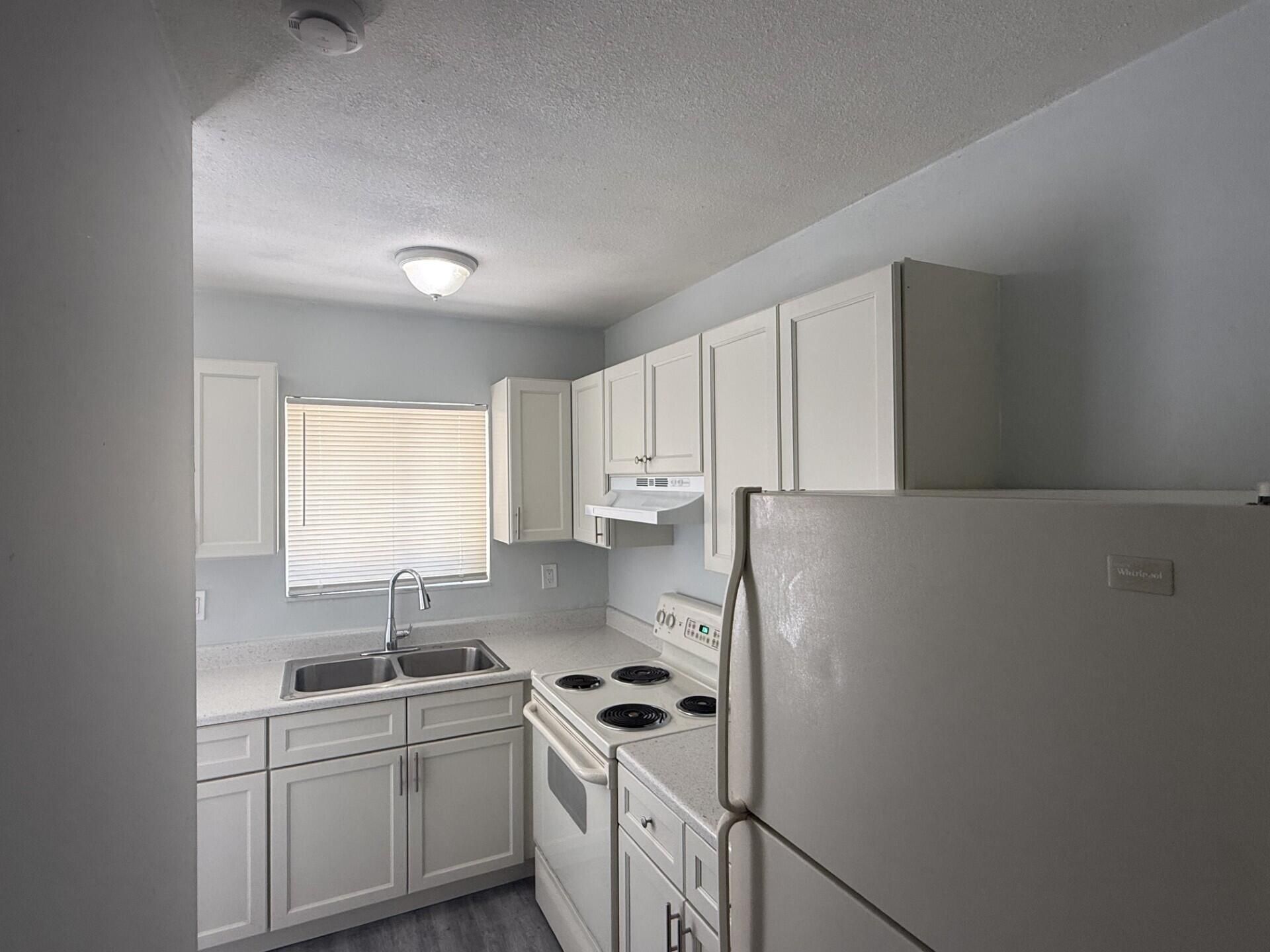 3525 Avenue J, Unit B, Riviera Beach, FL 33404 Photo
